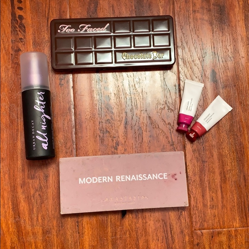 Sephora and Glossier make up bundle